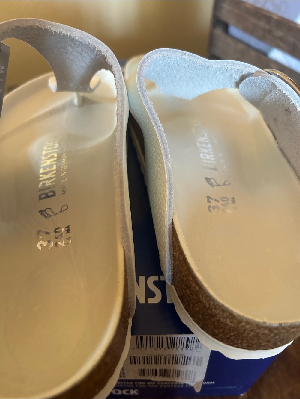 Birkenstock White Gizeh Big Buckle Thong Sandals - Picture 10 of 11